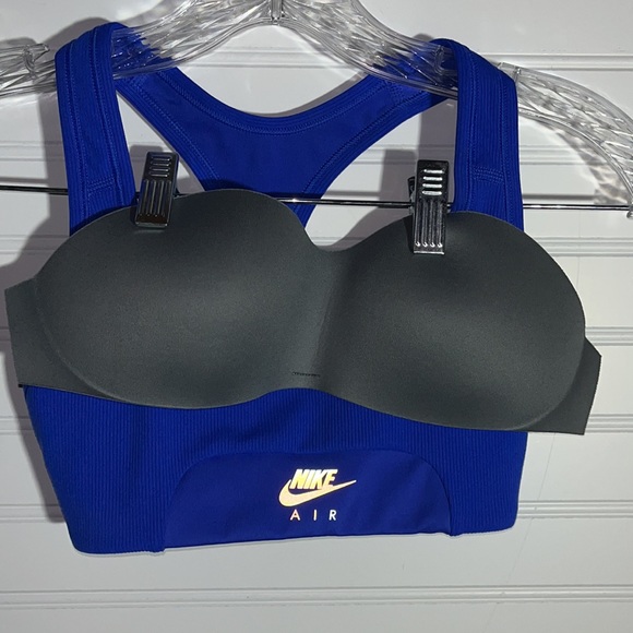 Nike Air Sports Bra Size XS. Brand New Without Tags ! - Picture 6 of 7